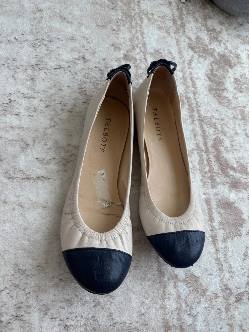Talbot’s Slip-On Round Toe Drawstring flats Shoes